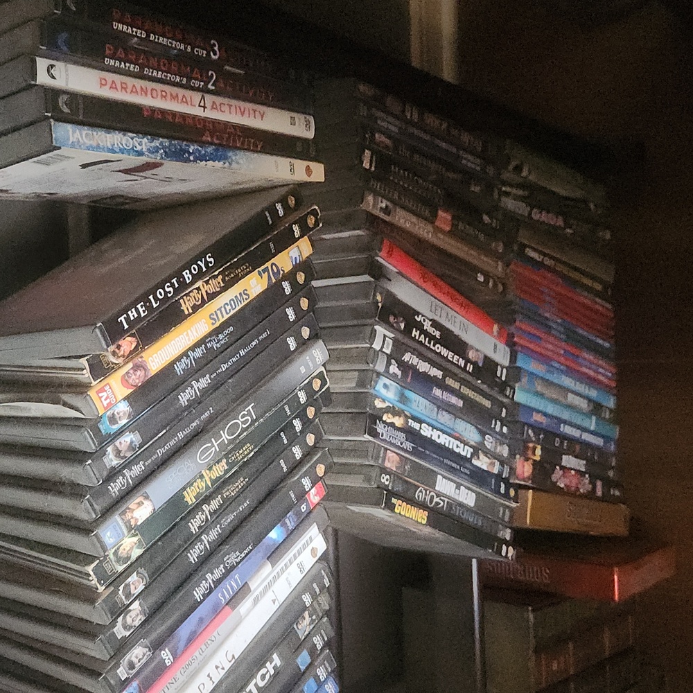 Dvds - Picture 3 of 5